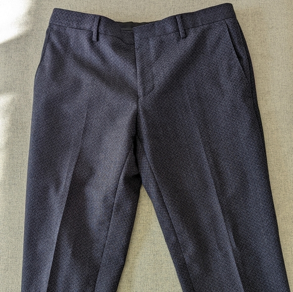 Burberry Mens Suit - Picture 4 of 8